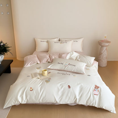 Bettwäsche-Komplettset aus Baumwollsatin mit Dessert-Party-Motiv und Wendekissenbezügen