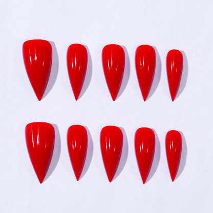 Elegante Stiletto-Nagelerweiterungen Brehn