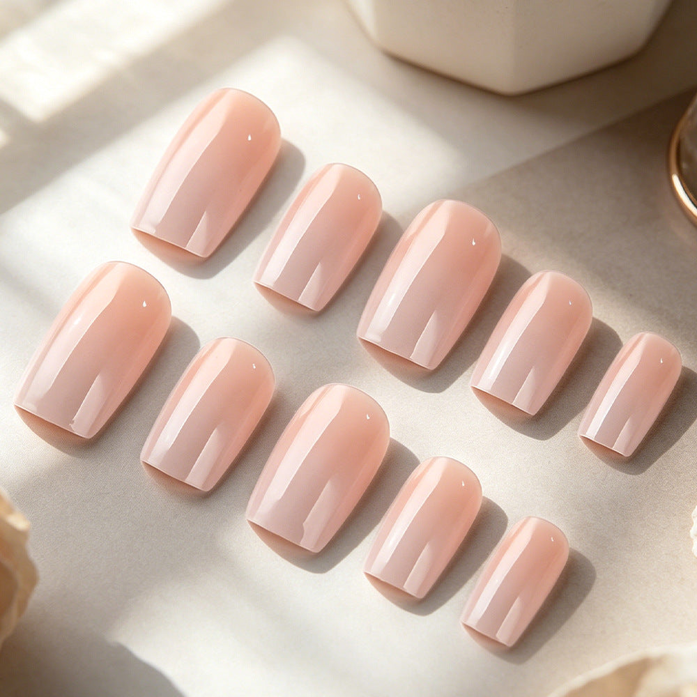 Elegantes Acrylnagel-Set Brehn