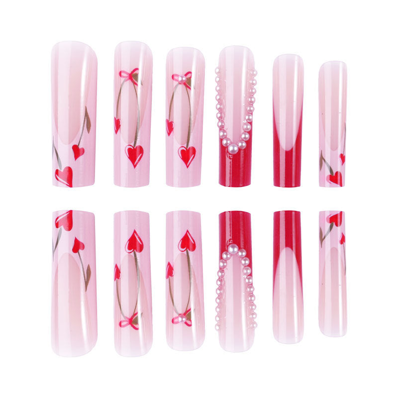 Künstlerisches Press-On Nageldesign