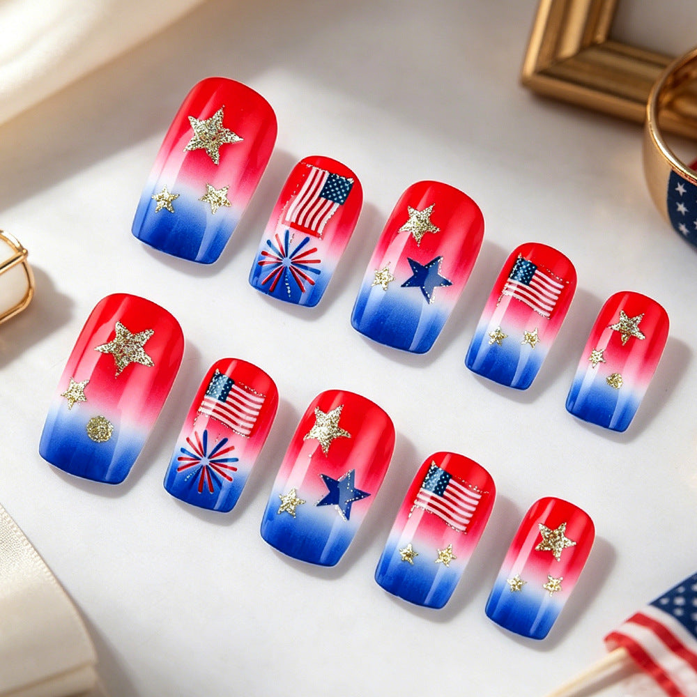 Thematische Nagelkunst mit funkeltenden Sternen und Streifen Brehn