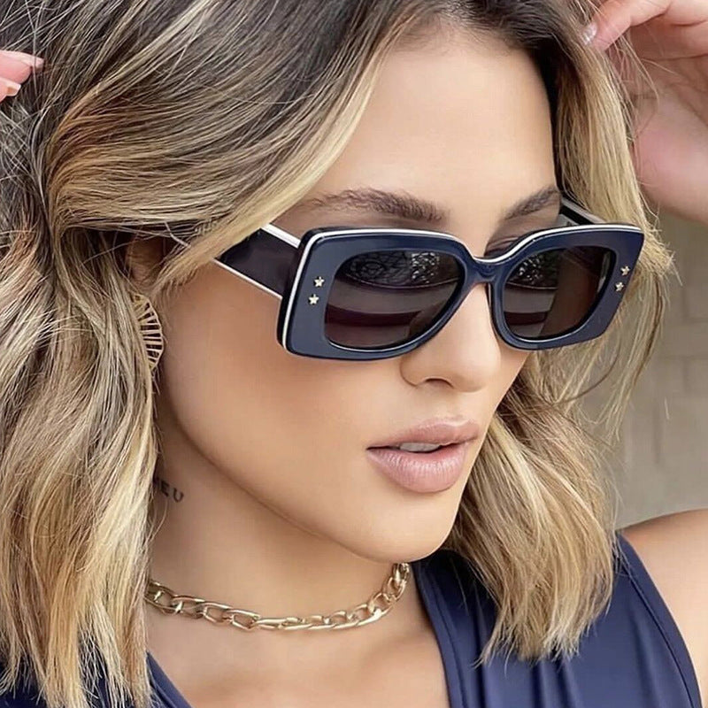 Damen extravagante quadratische Sonnenbrille mit stylishen Details Brehn