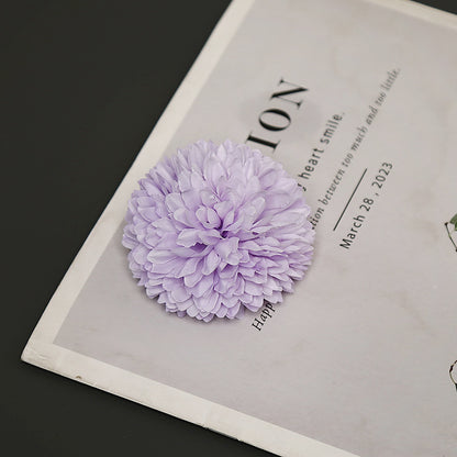 Elegante Chrysanthemen Blüten Haarschmuck
