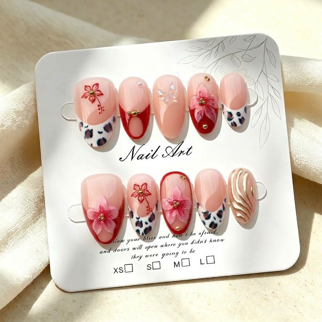 Dekoratives Floral-Nagelkunst-Set
