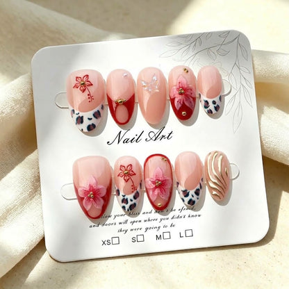 Dekoratives Floral-Nagelkunst-Set