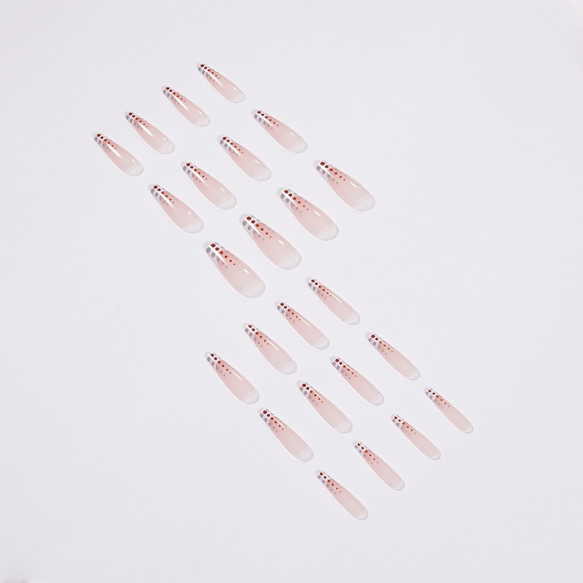 Kunstvolle Nagelverlängerungen mit eleganten Dots und schimmerndem Ombré Brehn