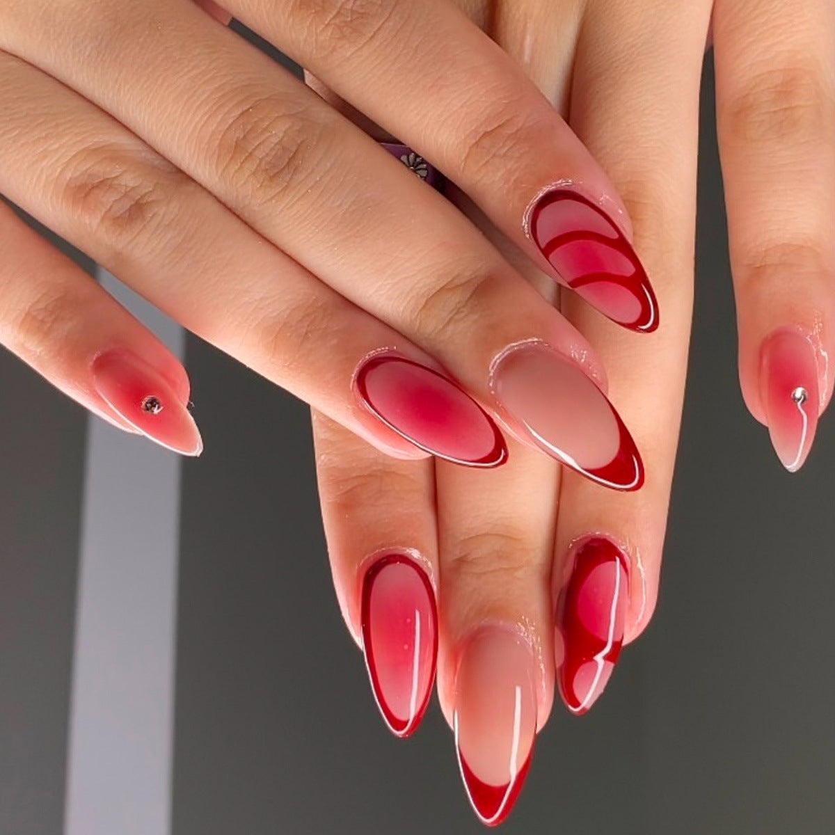 Glamouröse Stiletto Press-On Nägel Brehn