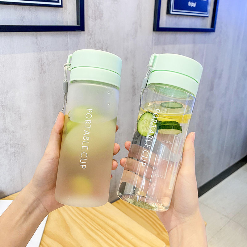 Damen Trinkflasche mit innovativem Deckel Brehn