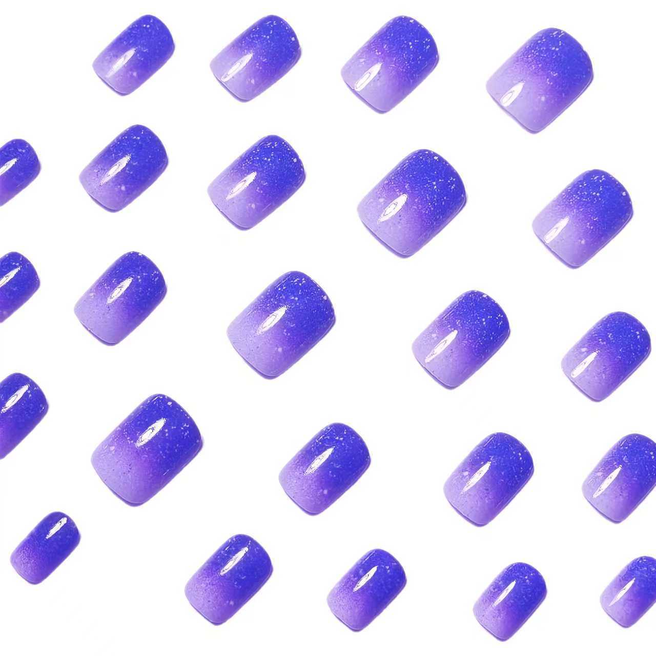 Kunstnägel mit Glamourösem Ombré-Effekt Brehn