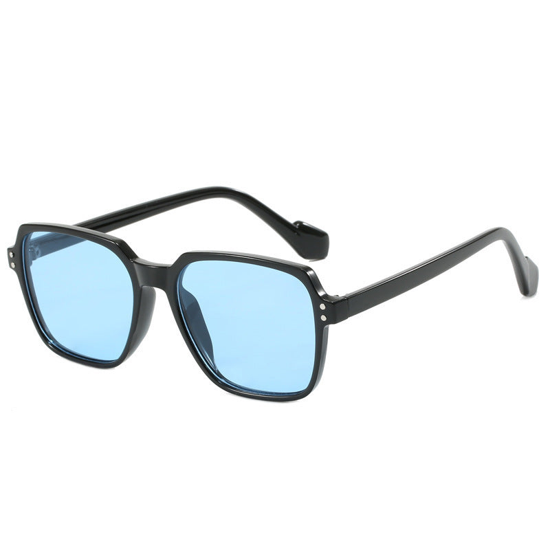 Damen modische Sonnenbrille mit kräftigen, rechteckigen Gläsern Brehn