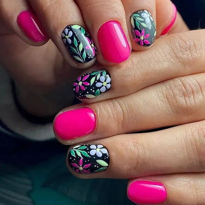Lebendige florale Nagelkunst-Verbesserungen Brehn