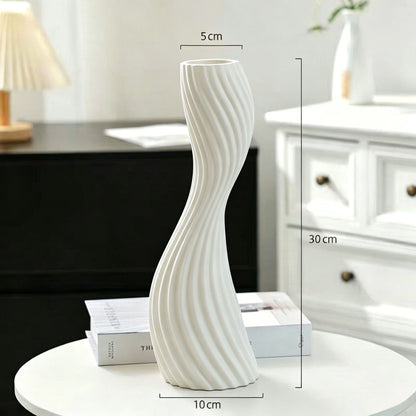 Elegante Verdrehte Keramikvase
