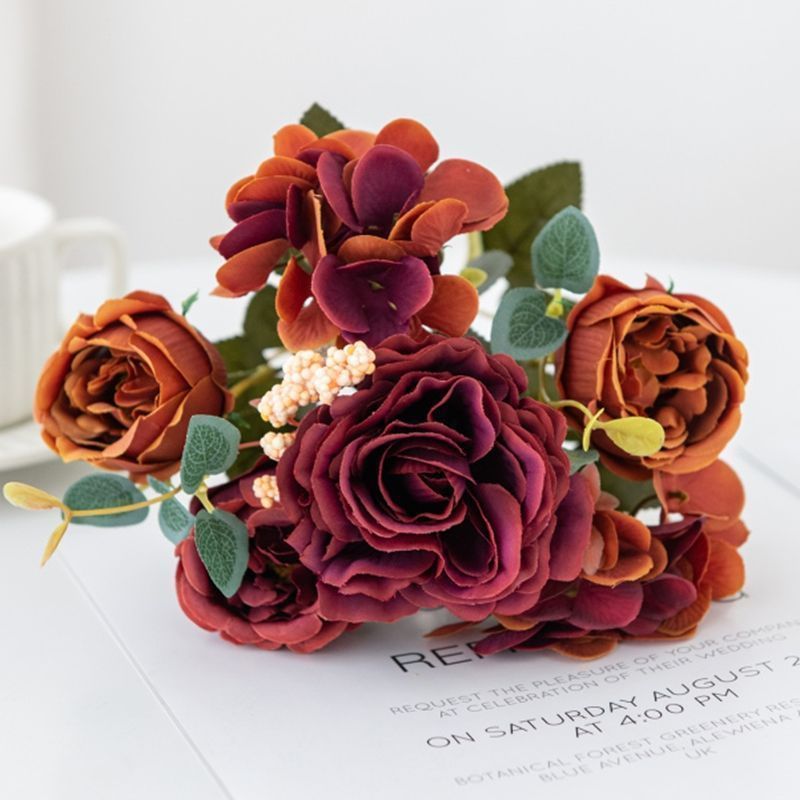 Lush Realistische Blumenstrauß Arrangement