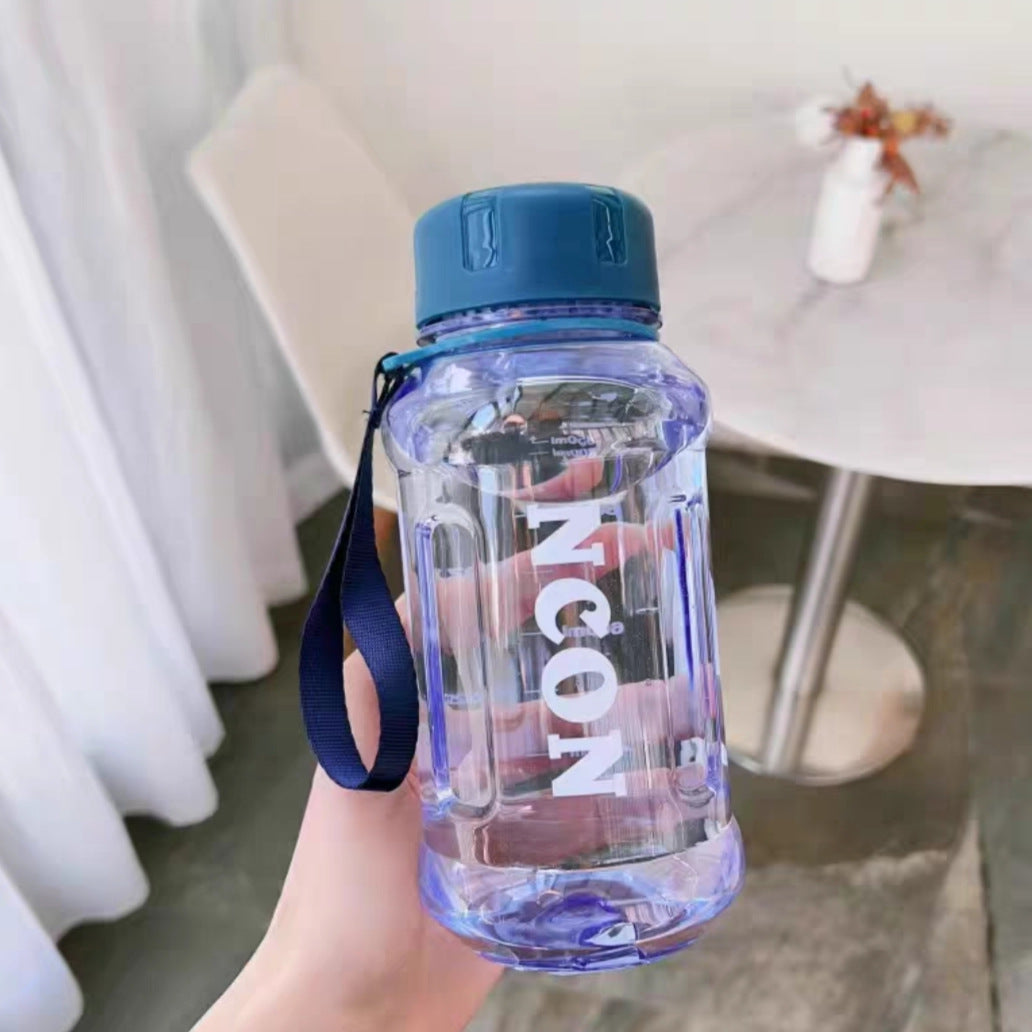 Damen Transparente Trinkflasche mit praktischem Tragegriff Brehn