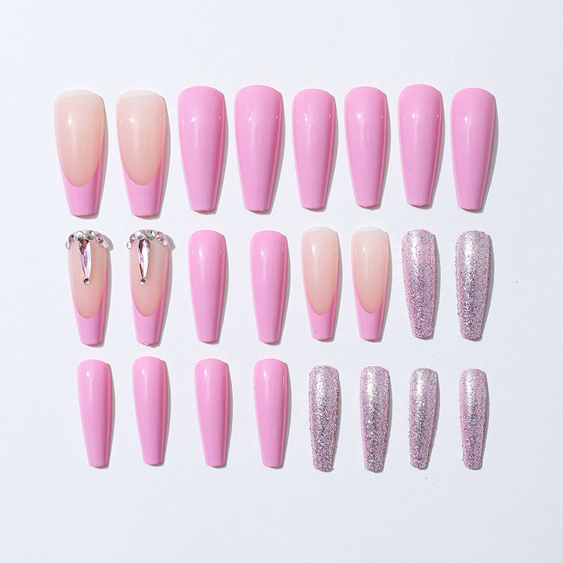 Dekoratives Press-On-Nagelset mit Glitter und Edelsteinakzenten Brehn