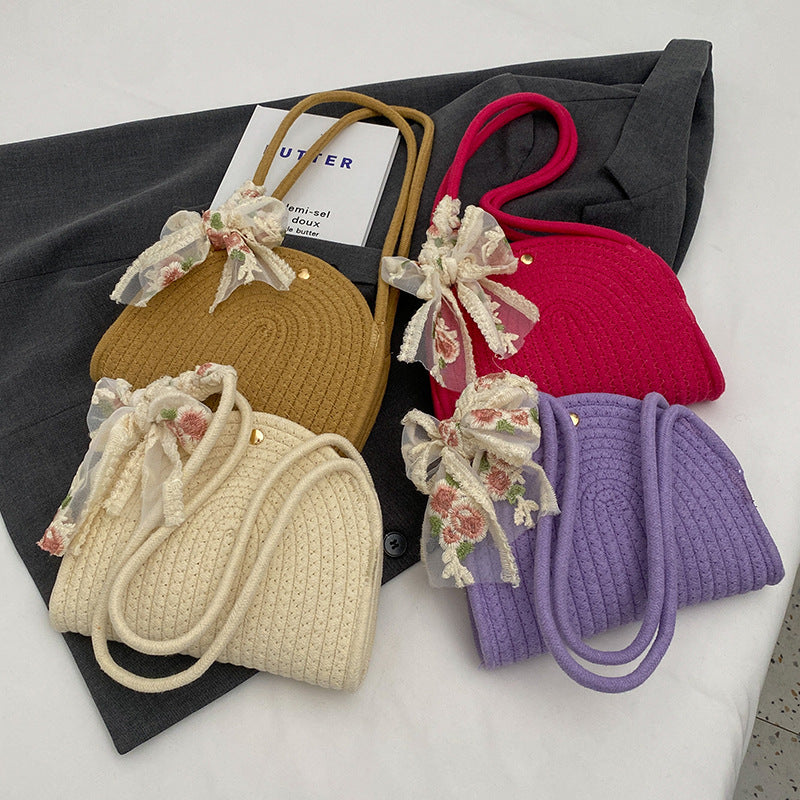 Handgefertigte Strohtasche