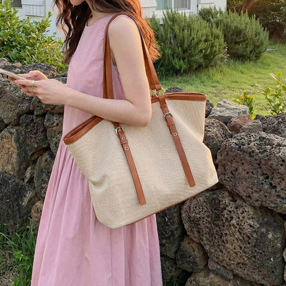 Vielseitige Canvas-Tote-Tasche mit Lederakzenten