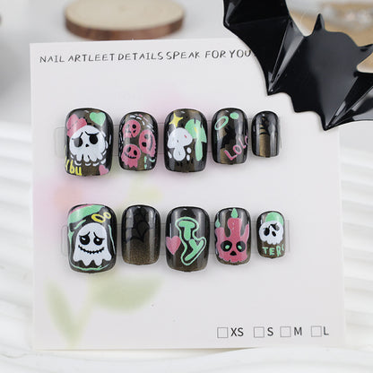 Kunstnagelset mit kreativen gruseligen Motiven Brehn
