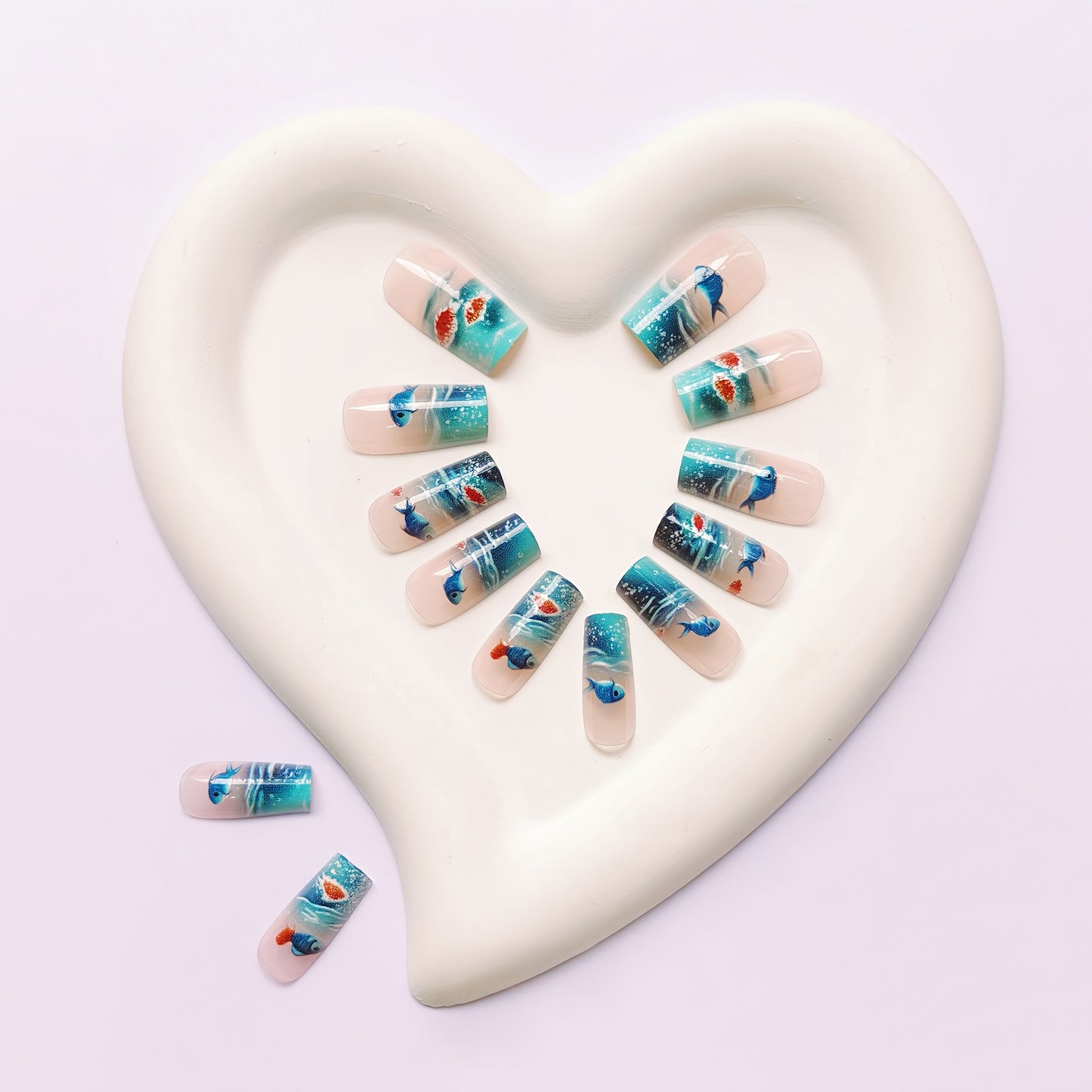 Kunstnagelset mit Maritimem Design Brehn