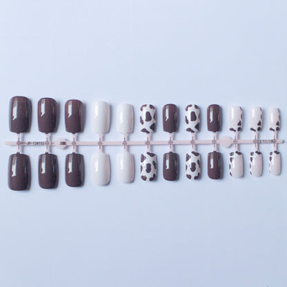 Künstlerisches Kuhflecken-Nagelkunst-Set