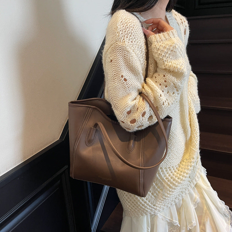 Elegante vielseitige Tote Tasche Brehn