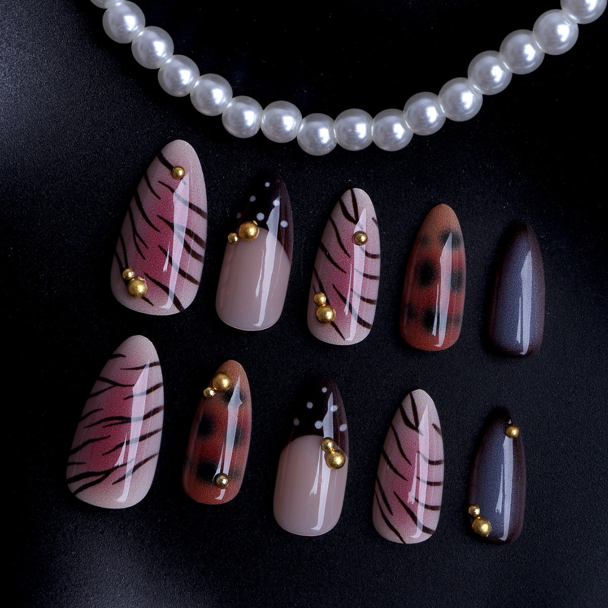 Kreative Nagelkunst Brehn
