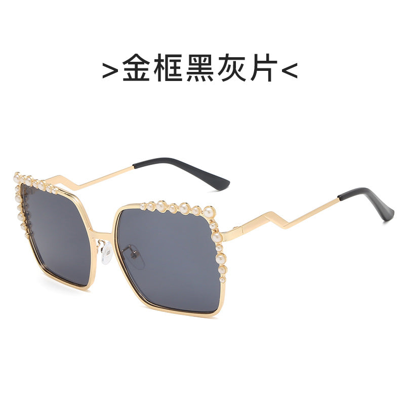 Damen Cat-Eye Sonnenbrille mit luxuriösem Perlrahmen und polarisierenden Gläsern Brehn