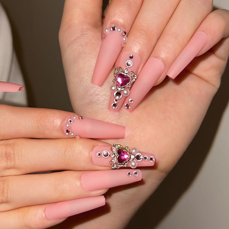 Luxus Kunstnagelset mit Strass- und Perlenverzierungen Brehn