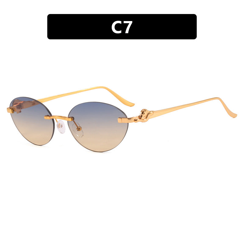 Damen runde Sonnenbrille mit elegantem, halbtransparentem Rahmen und modischen Details Brehn