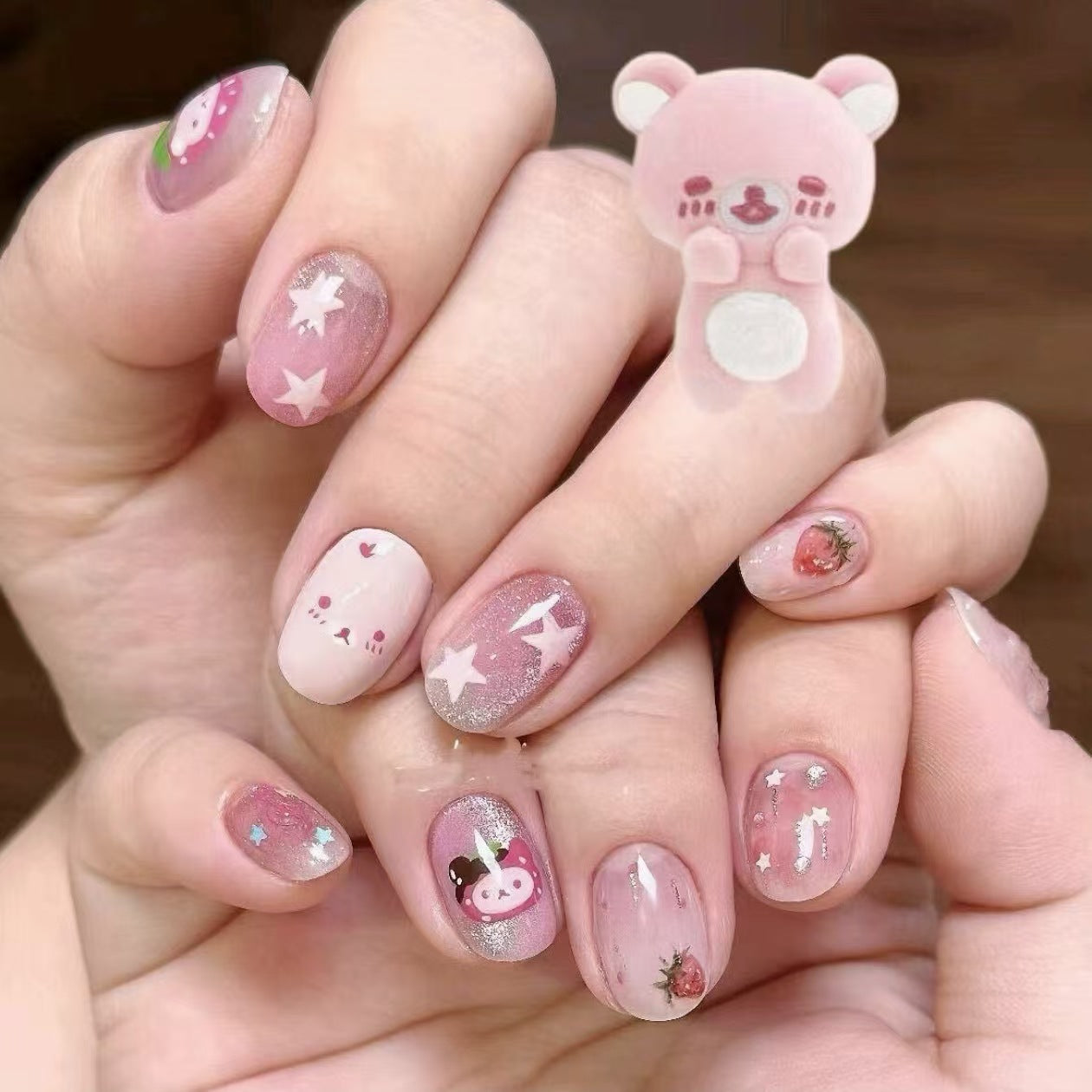 Verspielt Charakter Press-On Nagelkunst Set Brehn