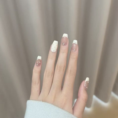 Künstlerische Acryl Press-On Nagelverlängerungen