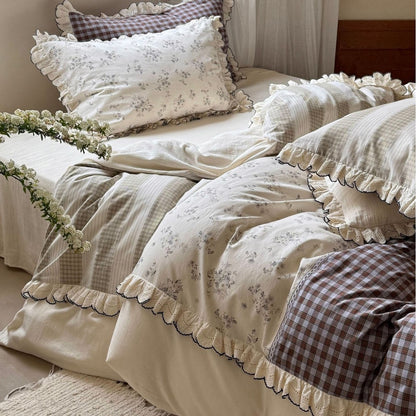 Rüschenspitze Wendbares Gingham- und Blumenbettbezug-Set