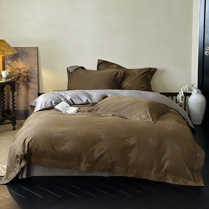 Elegantes fein gewebtes Bettwäsche-Set aus Mako‑Satin mit dezenter Schmetterlings‑Jacquardstruktur und Wendekissen