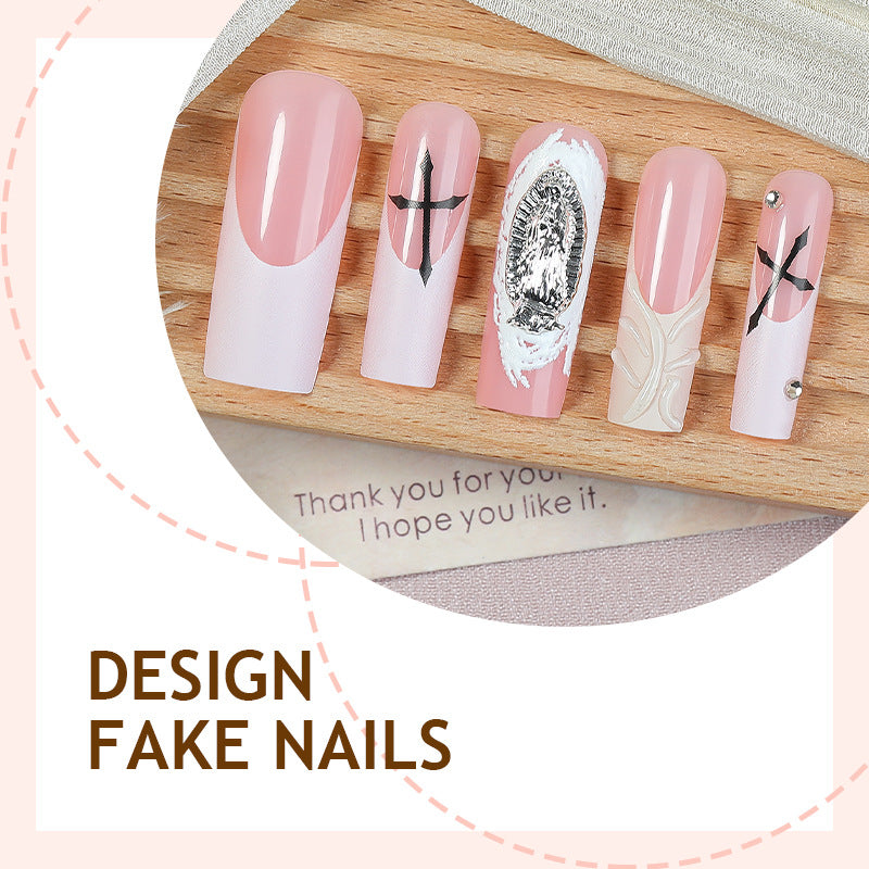 Kreatives Kunstnagelset mit eleganten Designs Brehn