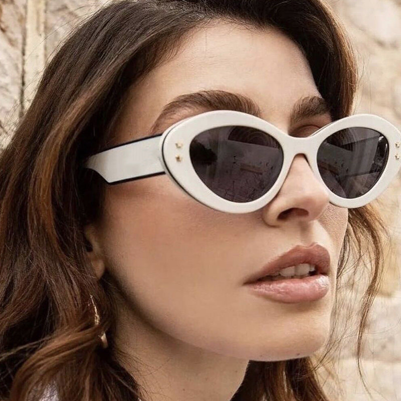Damen Cat-Eye Sonnenbrille mit luxuriösem Kunststoffrahmen und dekorativen Akzenten Brehn