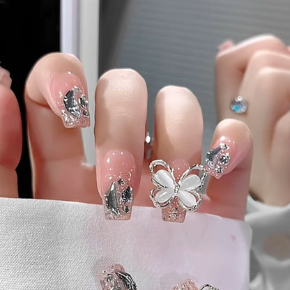 Dekoratives Schmetterlings-inspiriertes Press-On Nagelkunstset Brehn