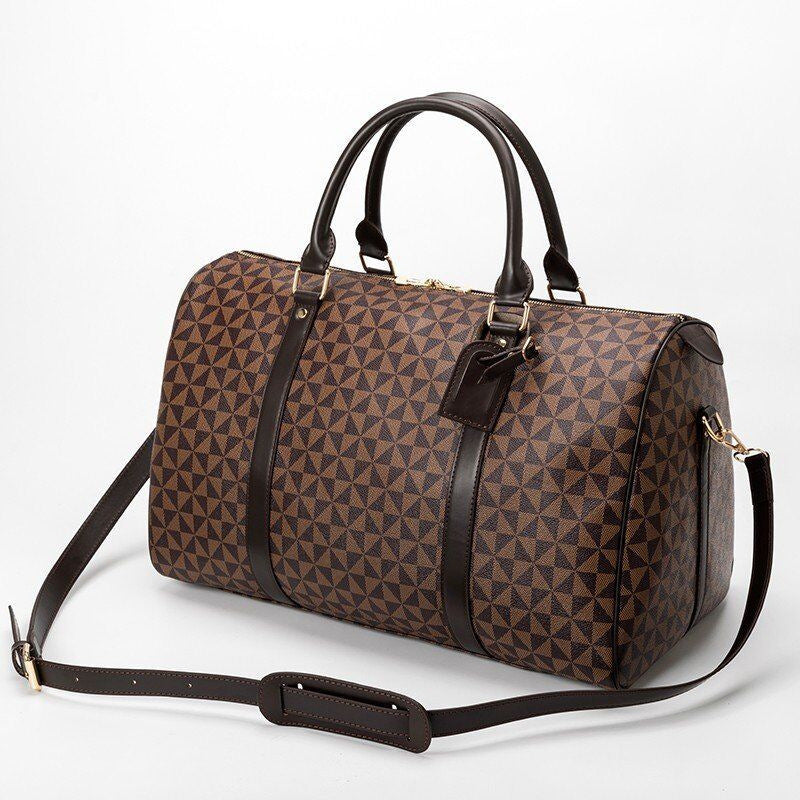 Geräumige Reisetasche mit Stilvollem Geometrischem Design Brehn