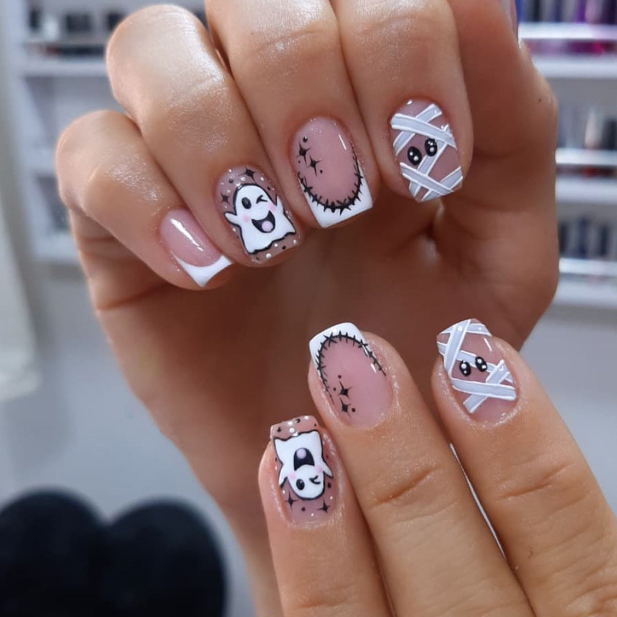Halloween-Themen Charakter Nagelkunst Verlängerungen Brehn