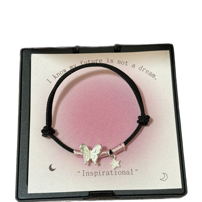 Schmetterlingsanhänger geknotetes Armband Brehn
