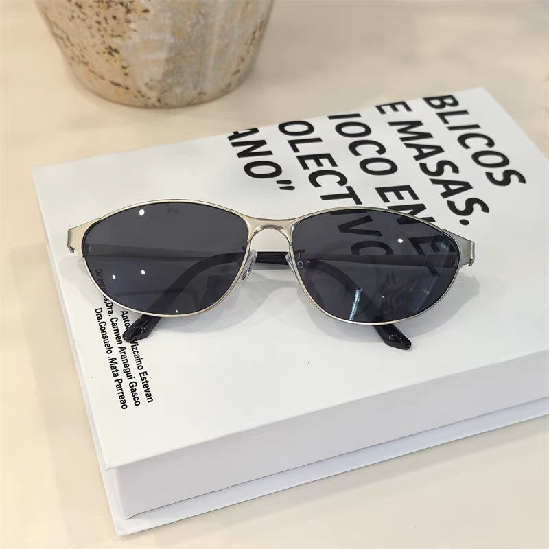 Modische Metal Sonnenbrille Im Modernen Design Brehn