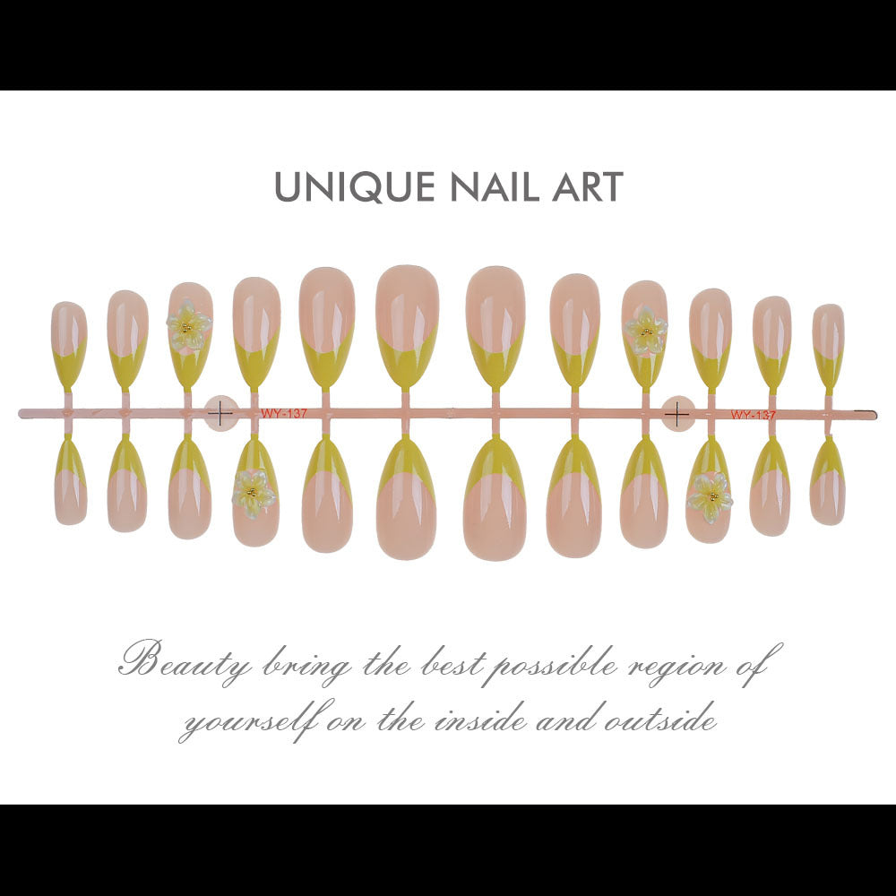 Dekoratives Artisan Press-On Nagelset Brehn