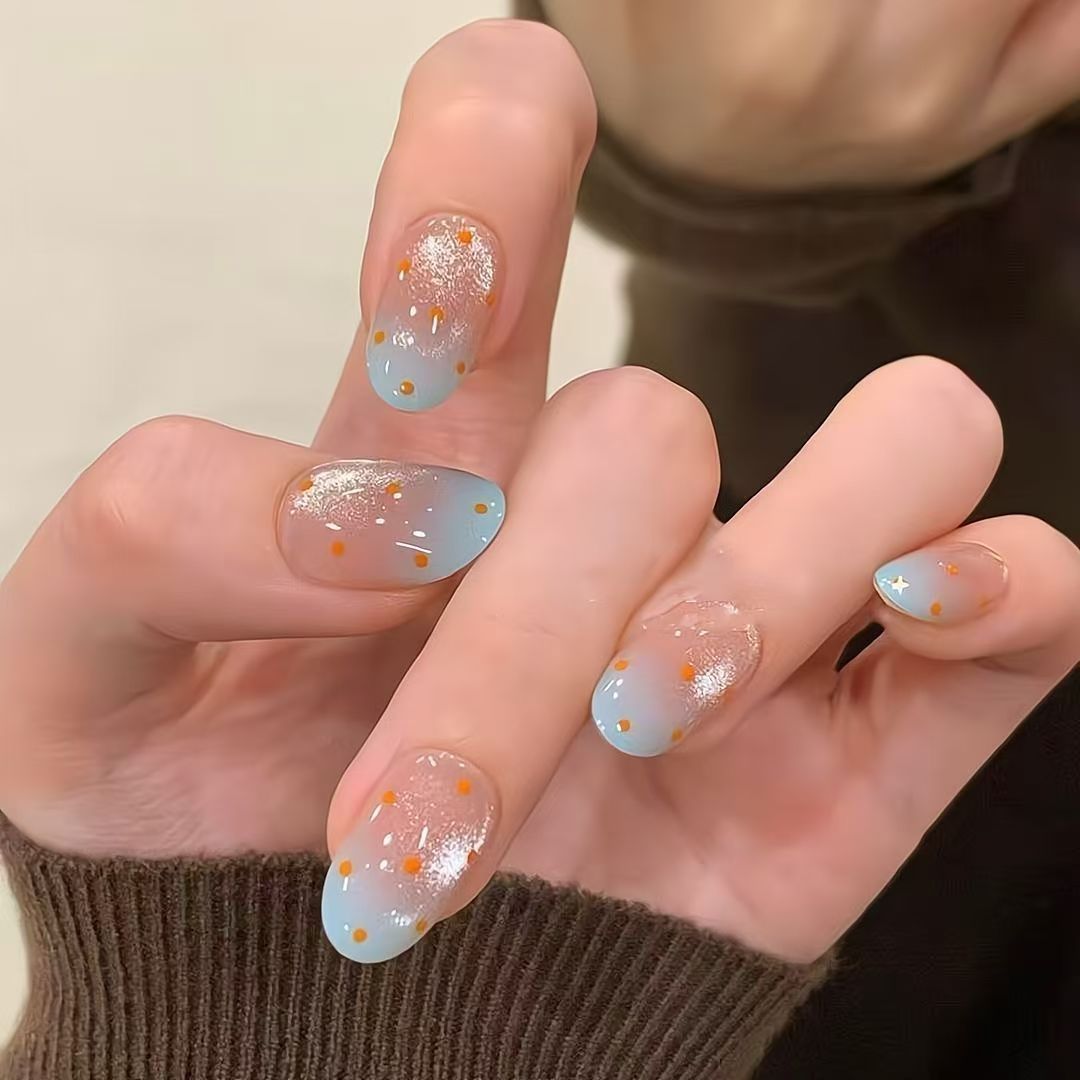 Dekorative Gel-Nagelkunst Brehn