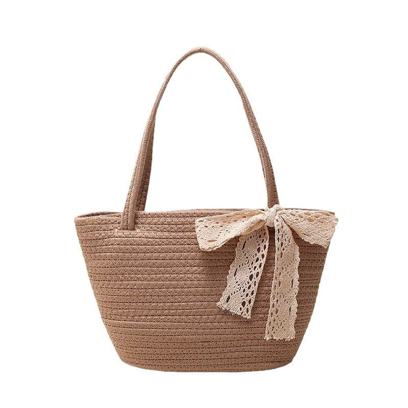 Damen Handtasche mit dekorativem Häkelband Brehn