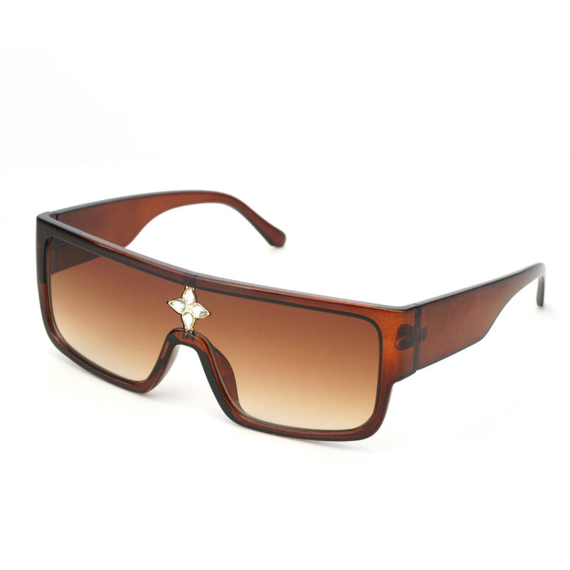 Damen Sonnenbrille im futuristischen Oversized-Design mit funkelndem Dekor Brehn