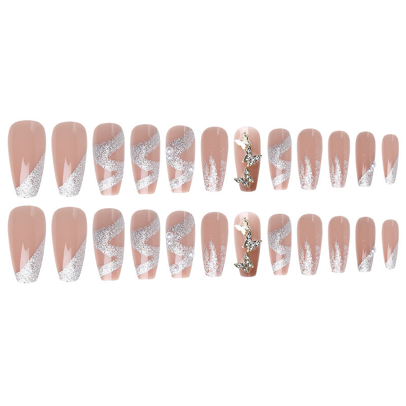 Kunstnagelset mit funkelnden Schmetterlingen und glitzernden Verzierungen Brehn