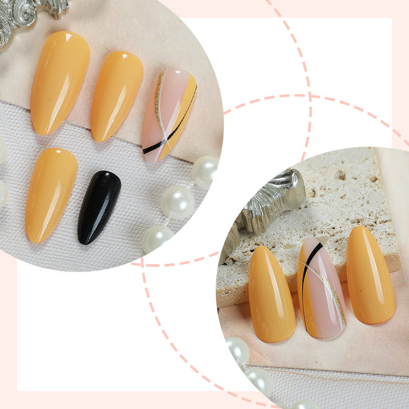 Kunstnagelset mit Kreativen Farbverlauf und Eleganten Linien Brehn