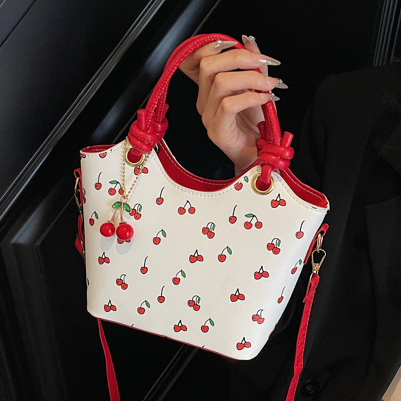 Kirschenmusterte Handtasche