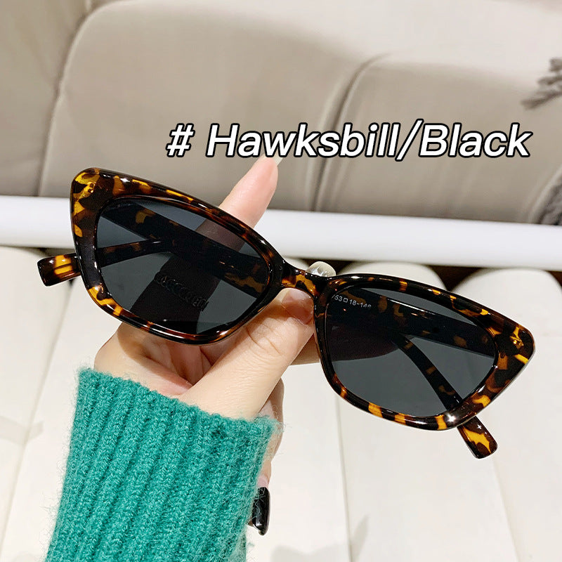 Damen Cat-Eye Sonnenbrille mit hochwertigem, geometrischem Rahmen Brehn
