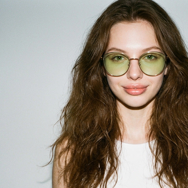 Damen geometrische Sonnenbrille mit schmalem Metallrahmen Brehn