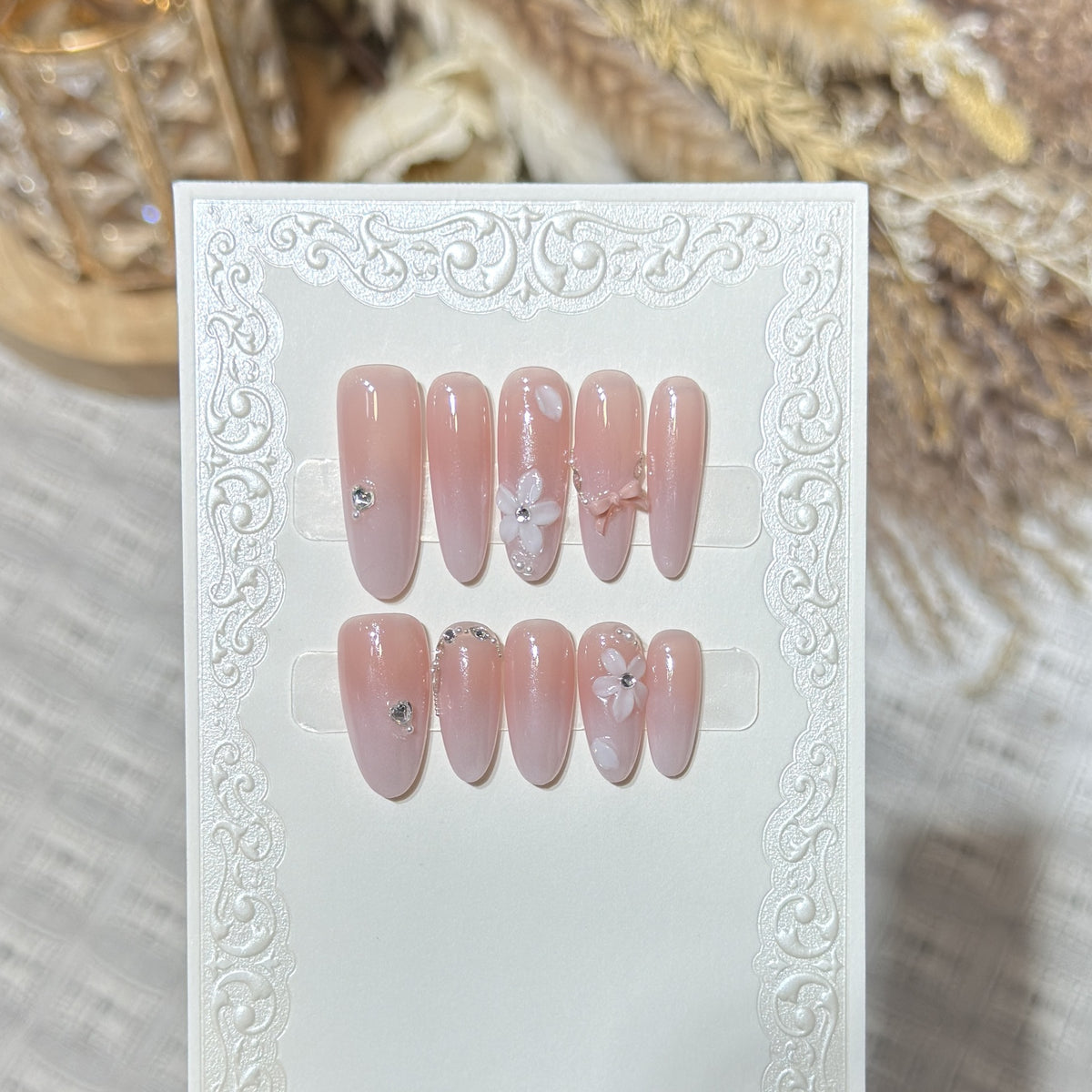 Florales Press-On Nagelkunst-Set Brehn